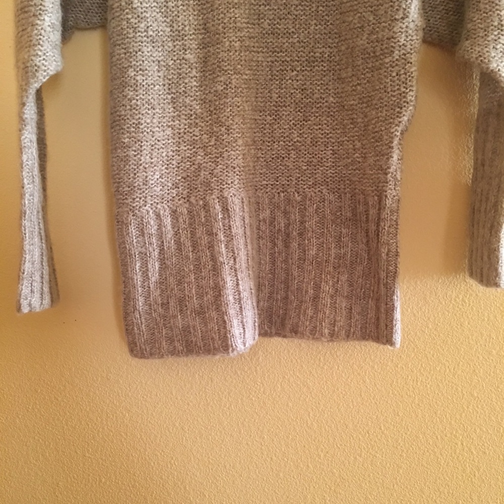 Wool sweater - Picture 4 of 4